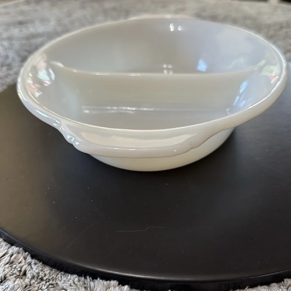 Vintage Anchor Hocking Fire King White Milk‎ Glass Divided Baking Dish Model 468